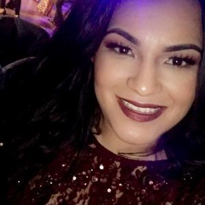 Meet your Posher, Vanessa